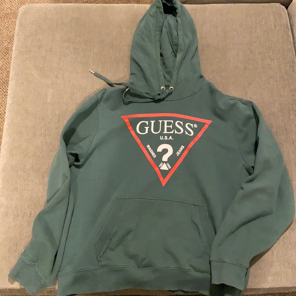 Guess hoodie. Size xl. Great shape